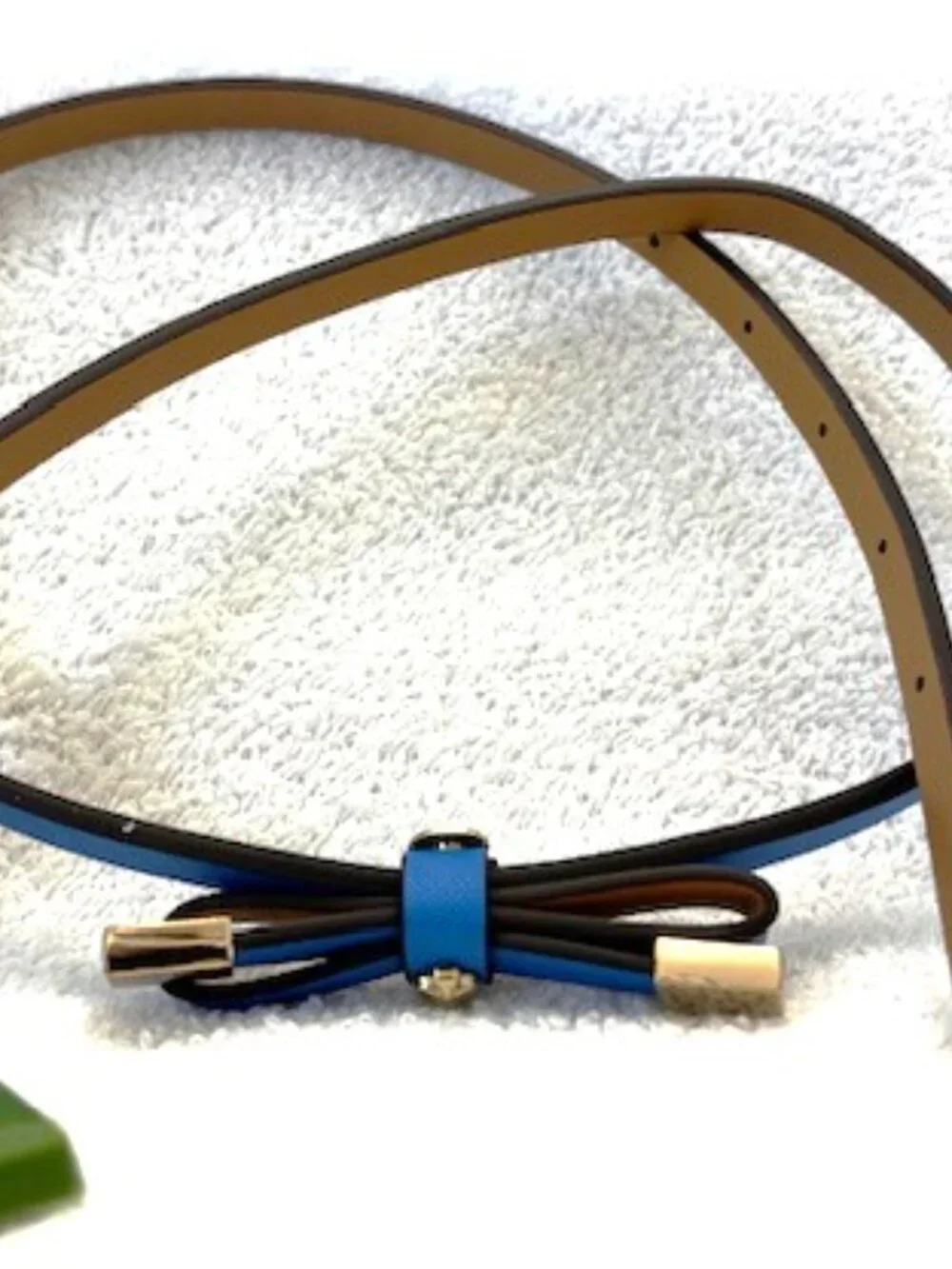 kate spade new york vibrant blue leather bow skinny belt NWT Size M